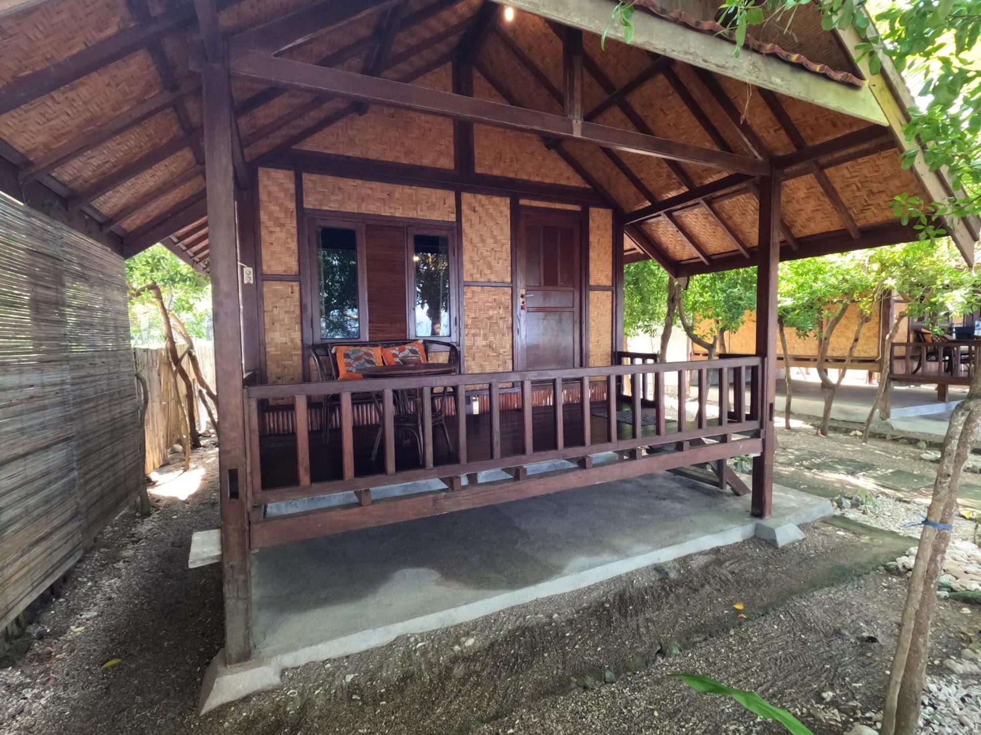 Maryan Moyo Bungalows & Resto Moyo Island Zewnętrze zdjęcie