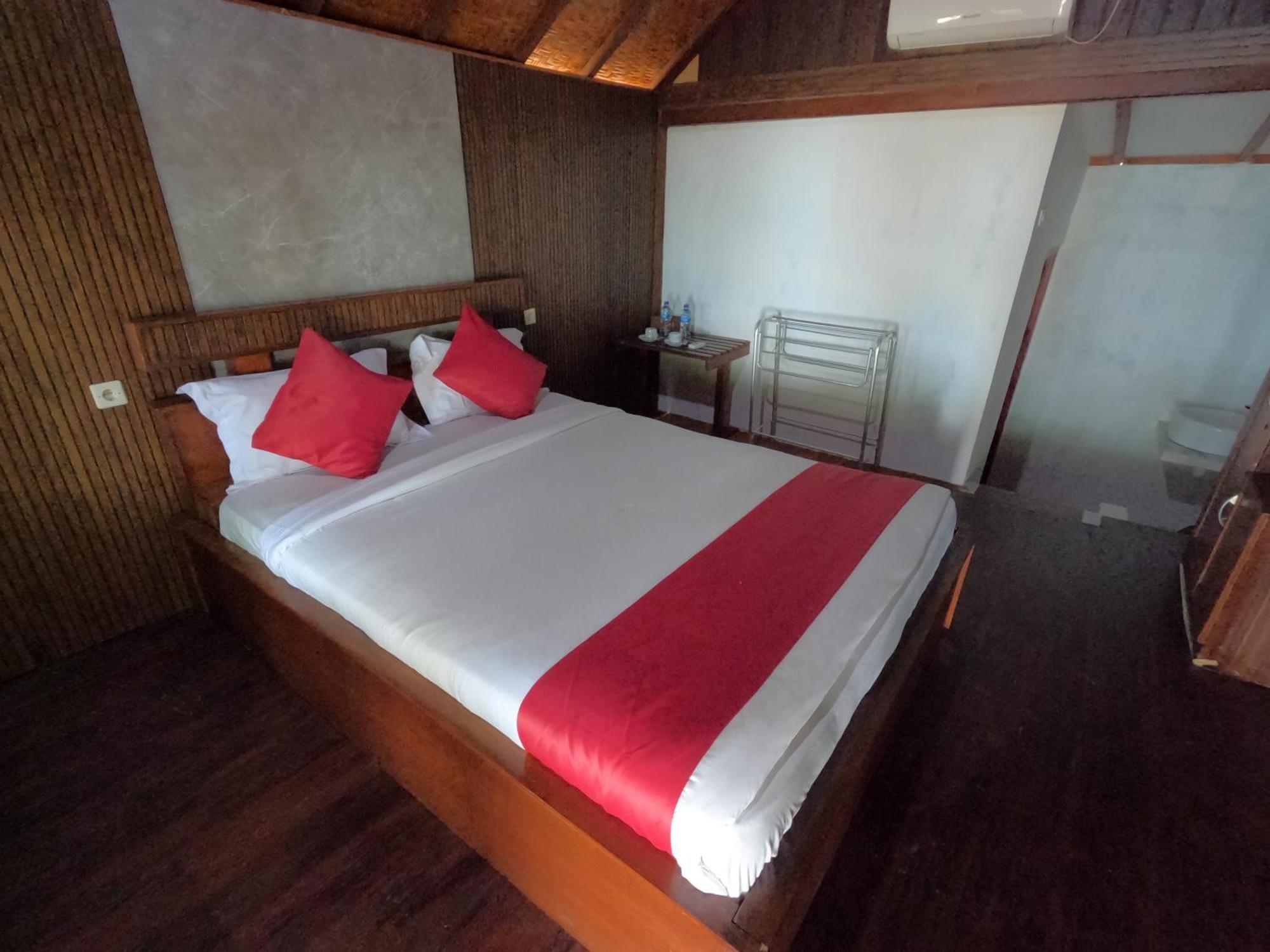 Maryan Moyo Bungalows & Resto Moyo Island Zewnętrze zdjęcie